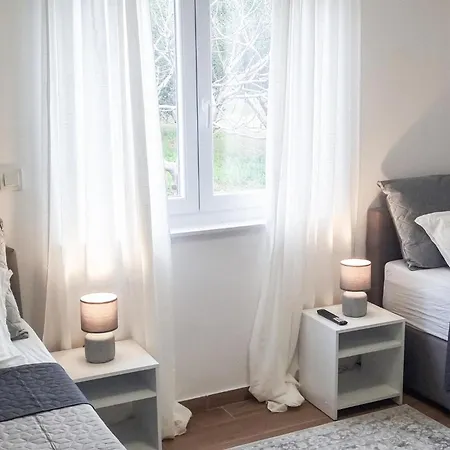 3 Bedroom Nice Apartment In Maslenica * Maslenica